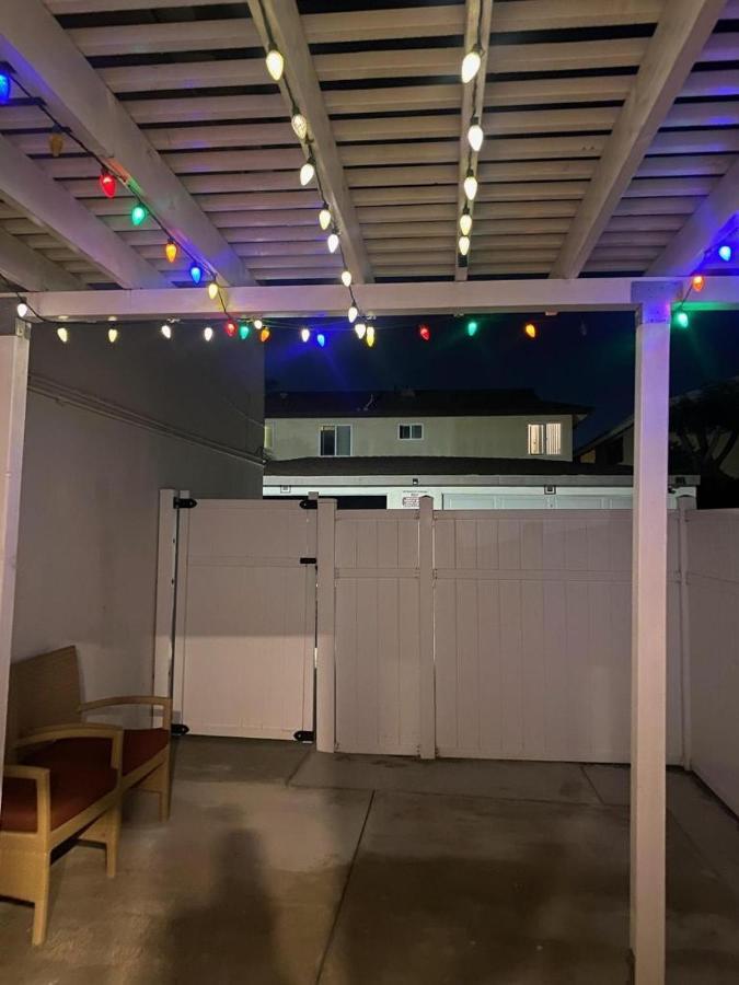 Ocean Breeze Apartment Huntington Beach Bagian luar foto